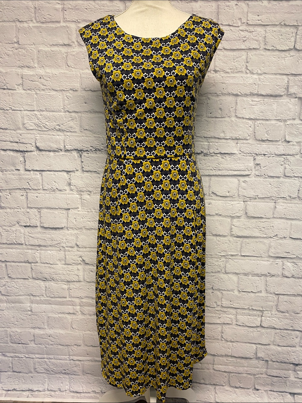 Boden Tall Florrie Jersey Dress yellow and olive floral print Size 6 Long